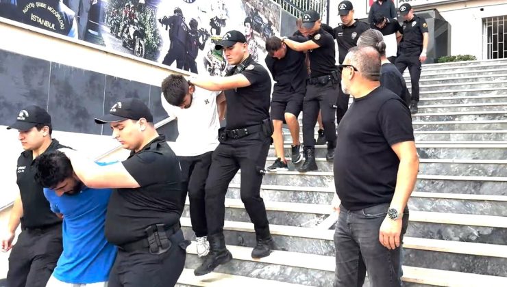 Çekmeköy’de otomobile 28 kurşun! 9 şüpheli tutuklandı