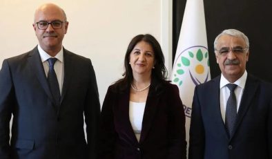 DEM Parti heyeti Öcalan ile görüşüp döndü: Açıklama daha sonra yapılacak