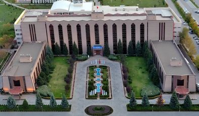 Diyanet’teki  ‘aşk kaçamağı’na kaçamak yanıt