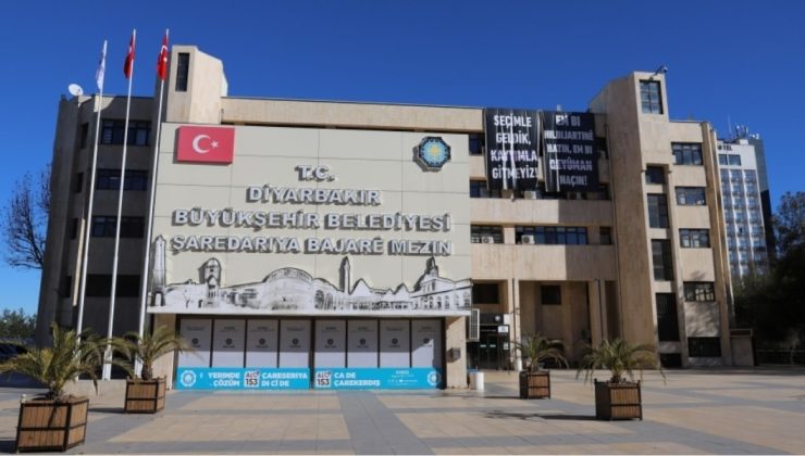 Diyarbakır Büyükşehir Belediyesi Eş Başkanlığı'na Emin Ay getirildi