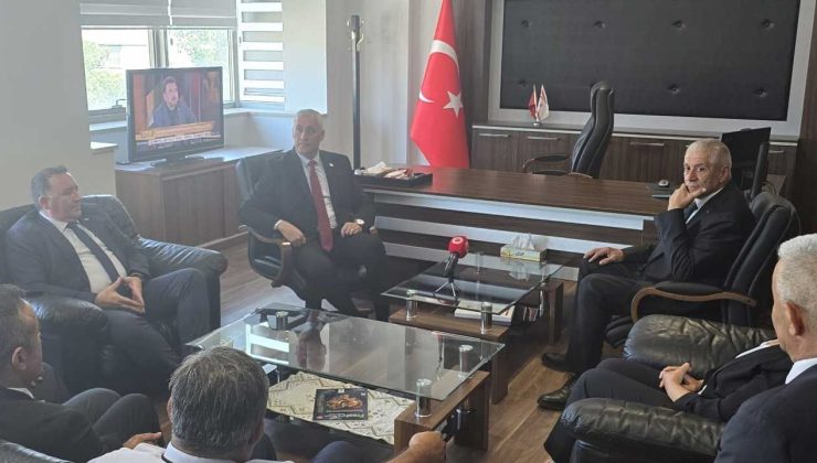 “Bu zor dönemde elimizi taşın altına koyabilecek  cesareti gösterebilmek önemlidir”