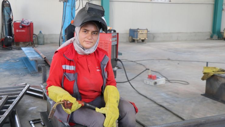 Erkek egemen sektörde 30 yıllık tecrübe: Erzurum'un tek kadın kaynak ustası