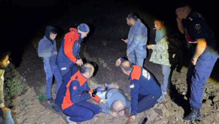 Evden çıktıktan sonra kaybolan yaşlı adam dağda uyurken bulundu
