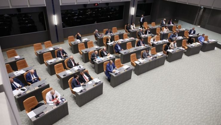 Güvenlik kamu görevlilerine ilişkin yasa tasarıları komiteye geri çekildi