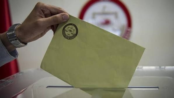 İktidar beklediğini aldı: CHP'deki kavga AKP'ye yaradı
