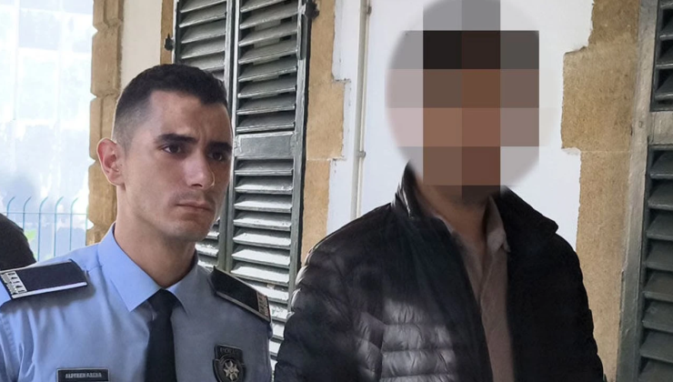 Eski sevgilisini kıskançlık nedeniyle darp etti
