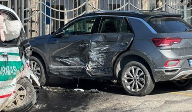 İstanbul'da jandarma aracı kaza yaptı! Yaralılar var