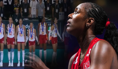 İstiklal Marşı okuduğu için eleştirilmişti! Milli voleybolcudan tokat gibi yanıt