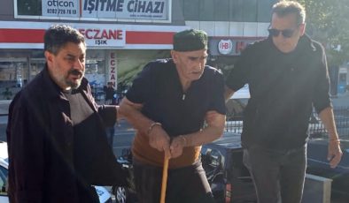 Karısını satırla katleden bastonlu dedenin 24 torunu varmış