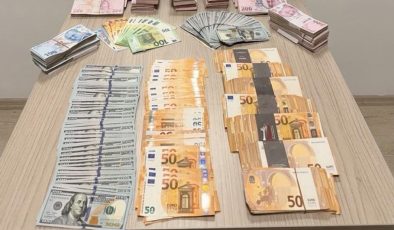 Kendilerini polis ve savcı olarak tanıttılar: 500 bin TL, 38 bin avro ve 27 bin dolar ele geçirildi