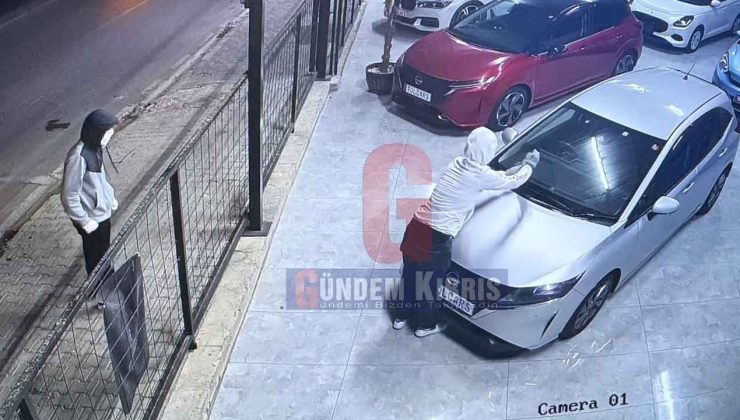 Lefkoşa’da oto galeri kundaklandı: İki zanlı Ercan Havalimanı’nda yakalandı