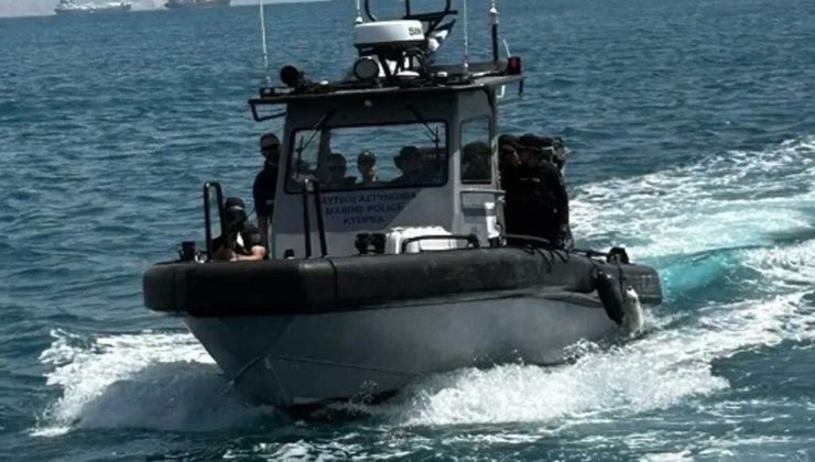 Limasol açıklarında tekne alabora oldu: 21 kişi kurtarıldı