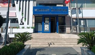 Menderes Belediyesi soruşturmasında ikinci dalga: 9 kişiden 7’si tutuklandı