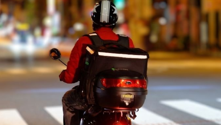 Motokurye ve motosikletlileri ilgilendiren yeni düzenleme gündemde