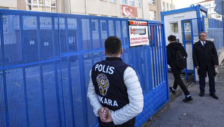Okul çevrelerinde 7 aşamalı yeni dönem yarın başlıyor