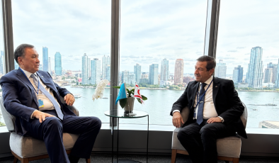 Ömüraliyev’le görüşen Ertuğruloğlu vurguladı: KKTC, Türk dünyasının ayrılmaz bir parçasıdır