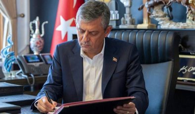 Özgür Özel'in masasındaki 4 yeni isim ortaya çıktı