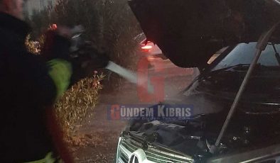 Seyir halindeki araç yandı