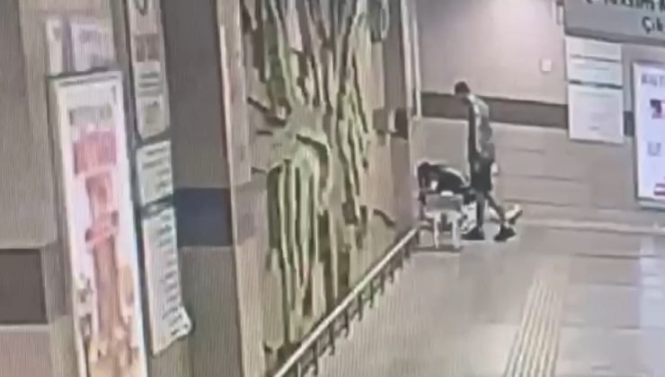 Taksim metrosunda uyuyan kişinin telefonunu böyle çaldılar