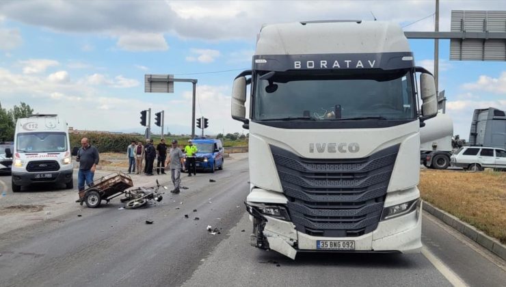 TIR ile çarpışan sepetli motosikletin sürücüsü öldü