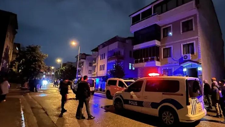 Toprak kaydı 2 bina boşaltıldı