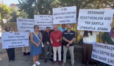 Ücretli öğretmenler MEB'in önünde toplandı: Haklarımızı helal etmiyoruz