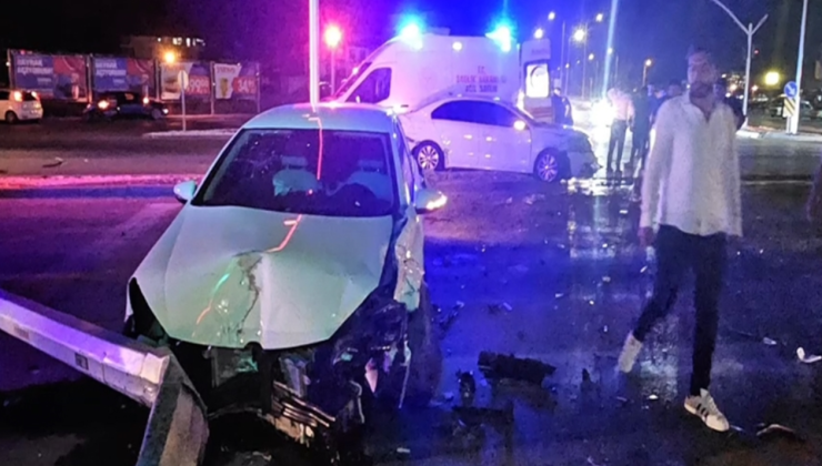 'Işık ihlali' kazası kamerada; 3 yaralı
