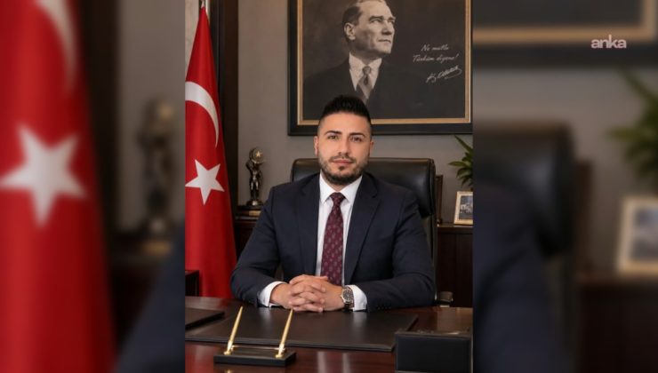 YENİ Parti'de istifa