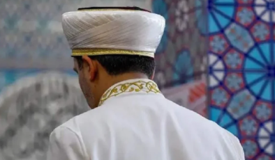 Zekat paralarını toplayan imam soluğu kumar masasında aldı! 50 milyonluk vurgun