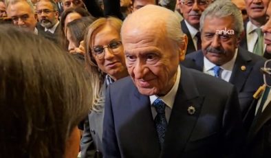 Bahçeli'den DEM İmralı Heyeti'ne: Selamımı söylersiniz olur mu?