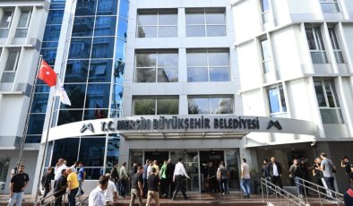 Bir belediye operasyonu daha yapıldı: Mersin