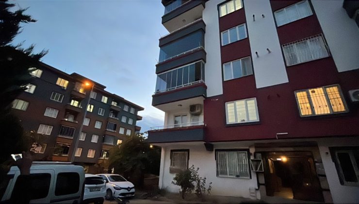 Gaziantep'te aile faciası: 2'nci kattan düşen anne hayatını kaybetti, baba ve oğul yaralı
