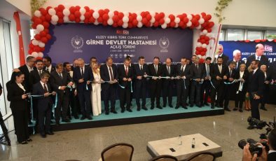 Girne ve Güzelyurt devlet hastaneleri eş zamanlı olarak açıldı