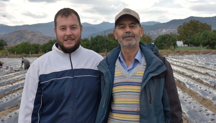 Kurumsal kariyerini bıraktı, ata toprağına döndü: Yapay zekayla desteklenen organik üretim hikayesi