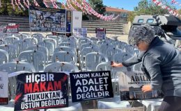 Makamlarını koruyorlar