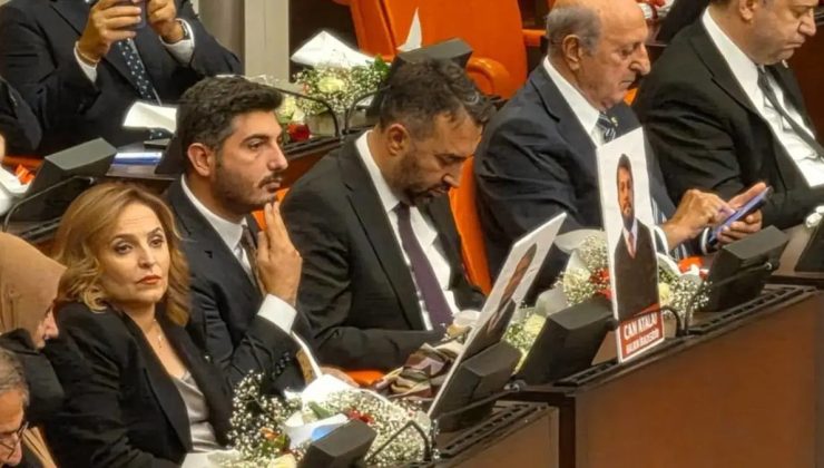 Meclis açılışında 'Can Atalay' protestosu… TİP katılmadı, DEM fotoğrafını taşıdı
