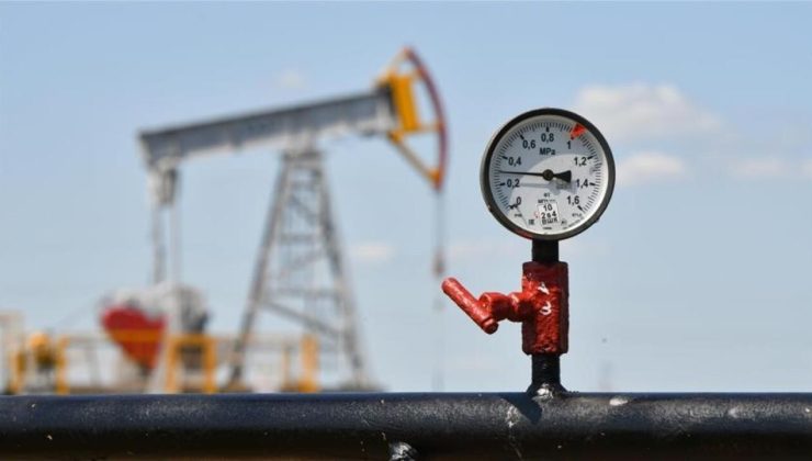 Petrol, Çin’in yakıt ihracatını kısıtlamasıyla yükseldi