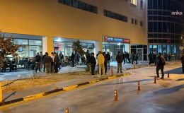 Soma'da hastane önünde acı bekleyiş