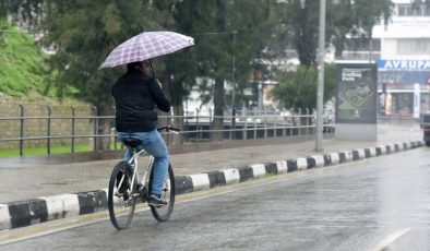 Ülke yağışlı havanın etkisinde…Hafta sonu da sağanak bekleniyor